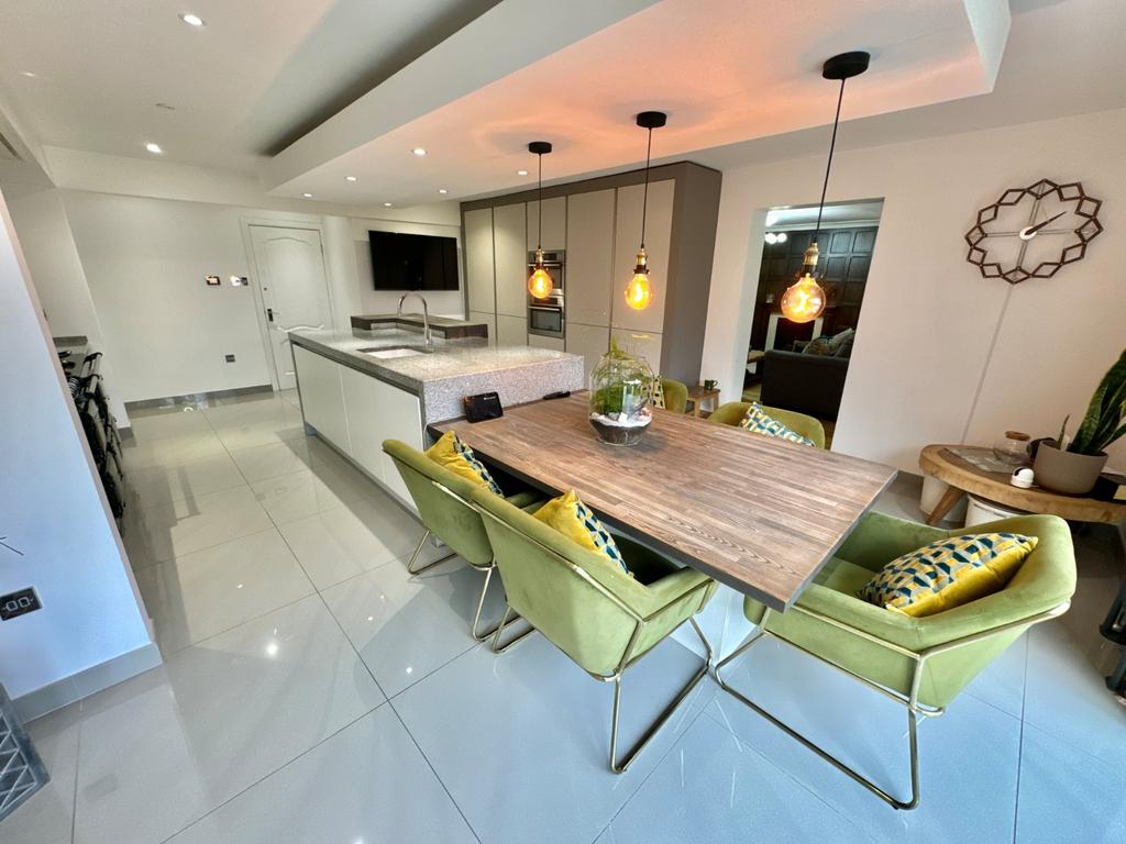 Breakfast Kitchen