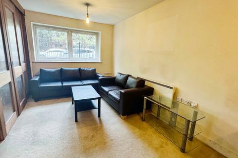 1 bedroom flat for sale, Renolds House, Lamba Court, Salford, M5