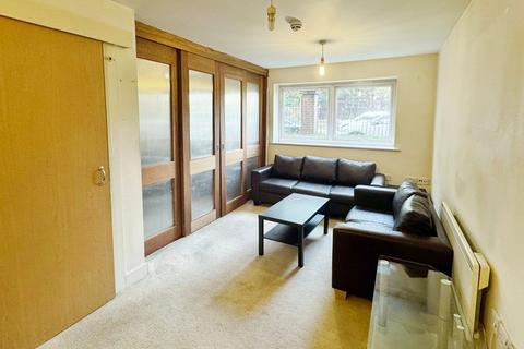 1 bedroom flat for sale, Renolds House, Lamba Court, Salford, M5