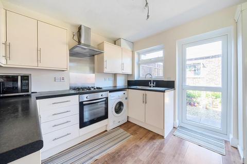 3 bedroom semi-detached house to rent, Hithercroft Road,  High Wycombe,  HP13