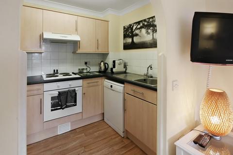 1 bedroom retirement property for sale, Portland Road, East Grinstead, RH19