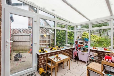 94 Blackburn Road, Chorley, PR6 8TJ