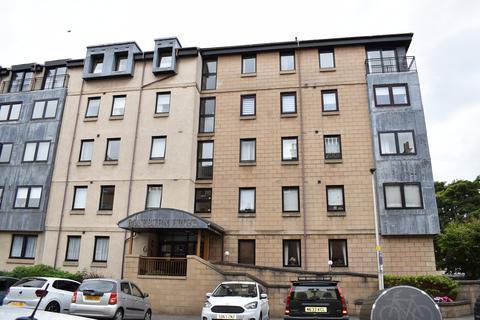 Roseburn Drive, Edinburgh EH12