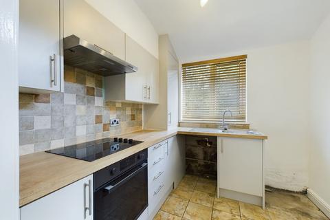 2 bedroom terraced house to rent, Stanley Street, Manchester M46