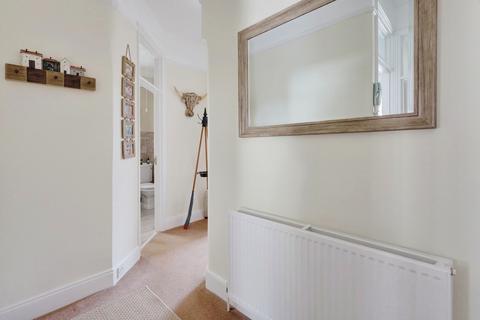50a Elderton Road, Westcliff-on-sea, SS0 8AQ