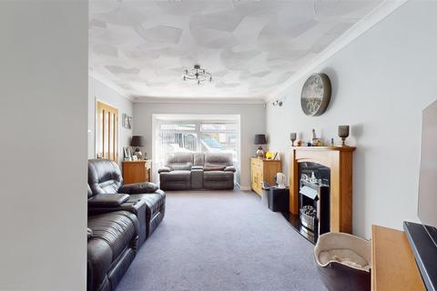 3 Beeches Grove, Bristol, BS4 2PA