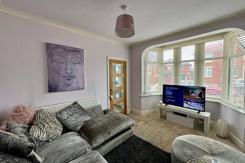 4 bedroom semi-detached house for sale, Pittsdale Avenue, Blackpool FY3