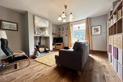 2 bedroom end of terrace house for sale, Norman Road, Denby Dale, Huddersfield, HD8 8TH