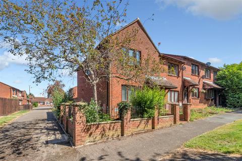 3 bedroom end of terrace house for sale, Challacombe, Furzton, Milton Keynes