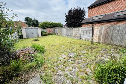 3 bedroom semi-detached house for sale, London Road, Marlborough