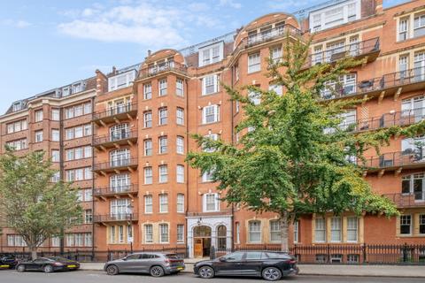 28 Oakwood Court, London, W14 8JU