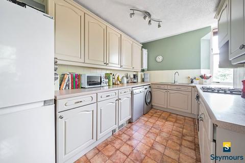 4, The Keep Cardwells Keep, Guildford, GU2 9PE