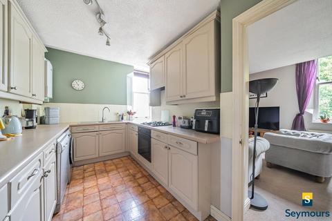 4, The Keep Cardwells Keep, Guildford, GU2 9PE