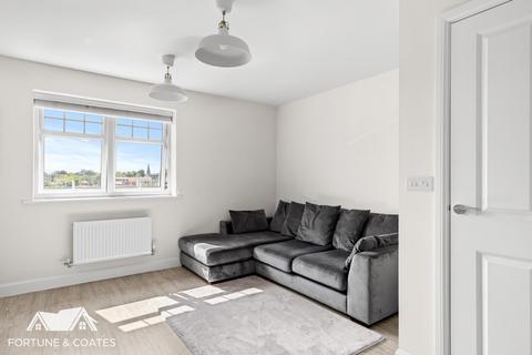 2 bedroom apartment for sale, Fieldfare Way, Harlow