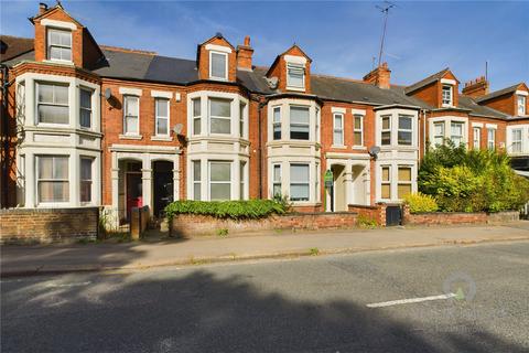 London Road, Northampton NN4