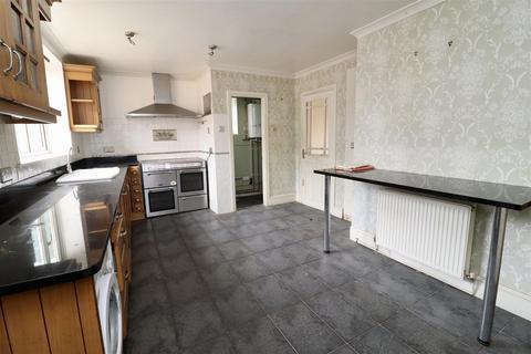 Mayville Town Street, Shiptonthorpe, York, YO43 3PE