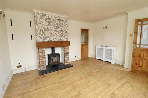Mayville Town Street, Shiptonthorpe, York, YO43 3PE