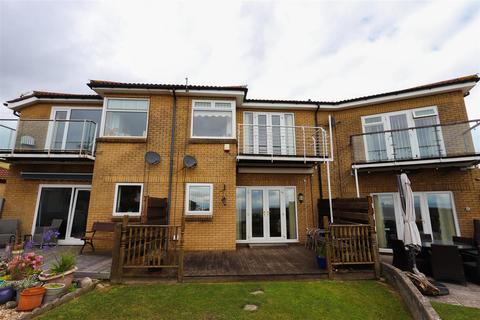 3 bedroom house for sale, Glan-Y-Mor, Barry