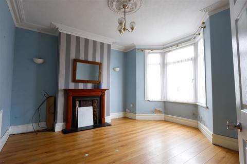 3 bedroom terraced house for sale, Barry Road, Barry