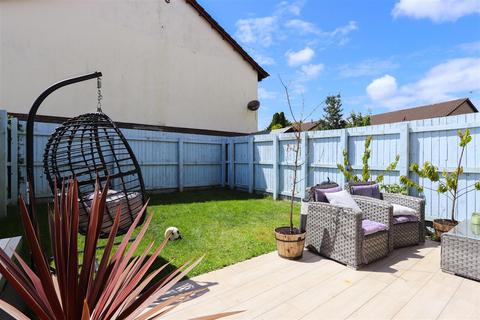 3 bedroom terraced house for sale, Woodham Park, Barry