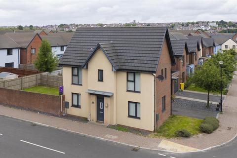 3 bedroom detached house for sale, Ffordd Y Dociau, Barry