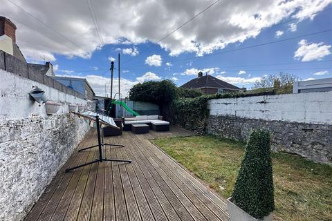 9 Cross Street, Barry, CF63 4LU