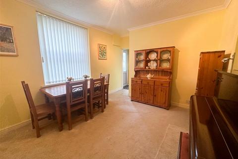 3 bedroom terraced house for sale, Clifton Street., Barry