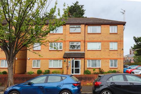 2 bedroom flat for sale, Buttrills Road, Barry