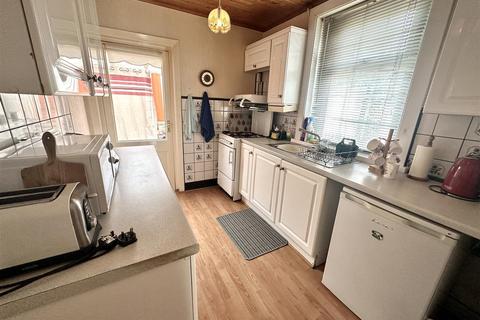188 Colcot Road, Barry, CF62 8UJ