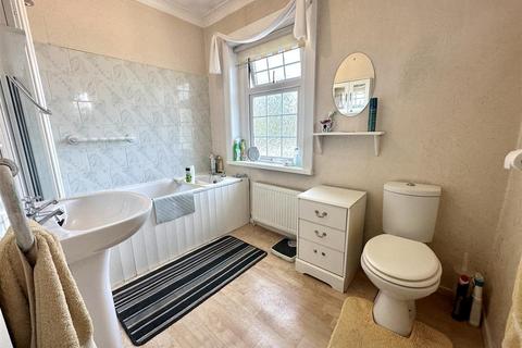 188 Colcot Road, Barry, CF62 8UJ
