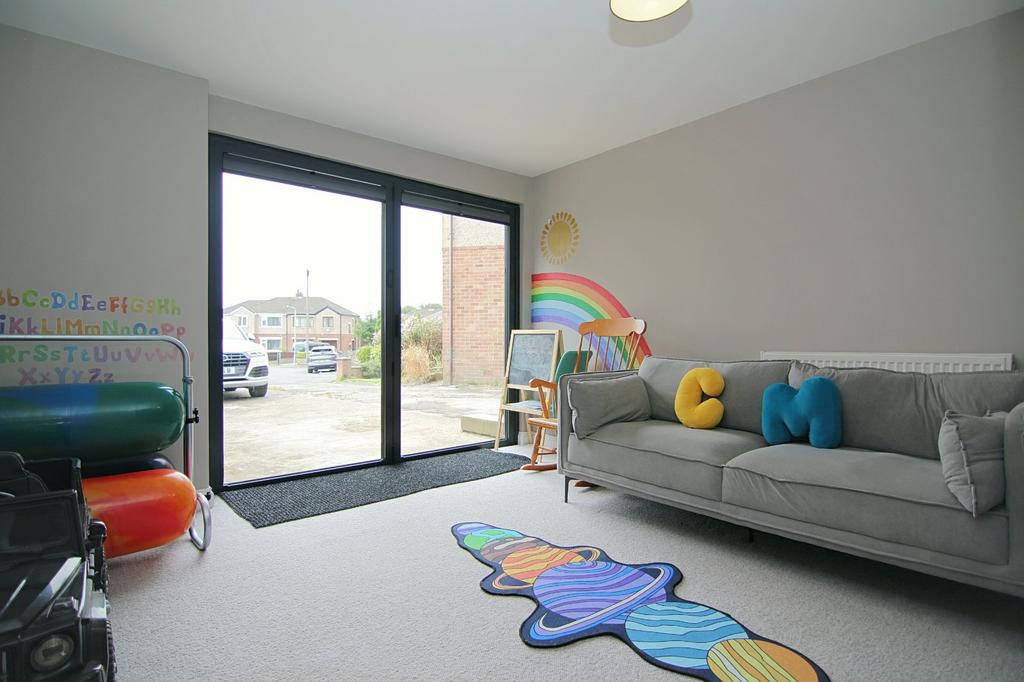 Playroom/Bedroom