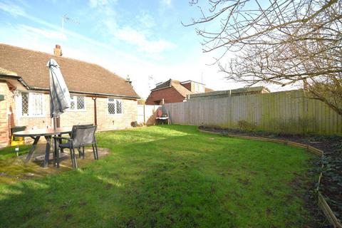 8 Isis Way, Bourne End, SL8 5NF