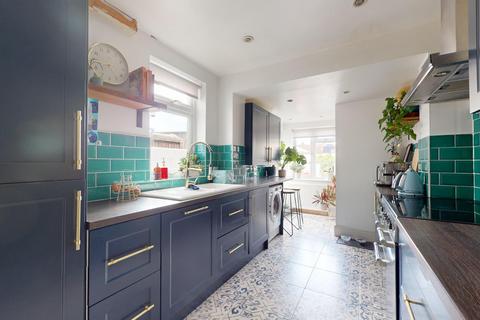 109 Sun Lane, Gravesend, DA12 5HW