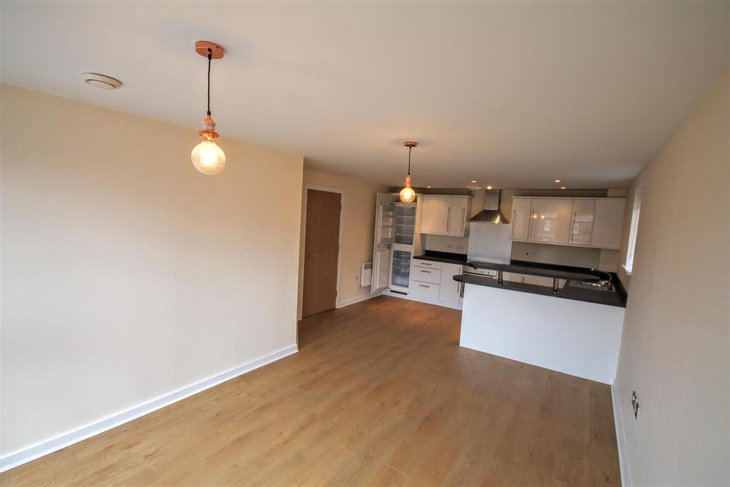 Open plan lounge/kitchen