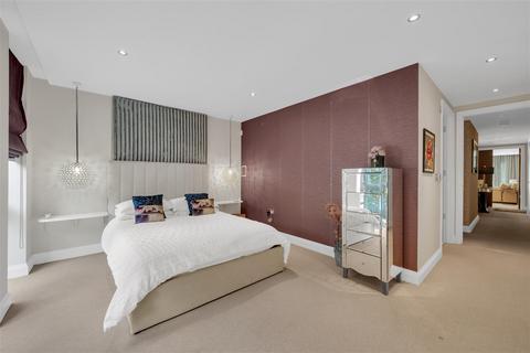 Flat 1, 1 Durham Avenue, Bromley, BR2 0QA