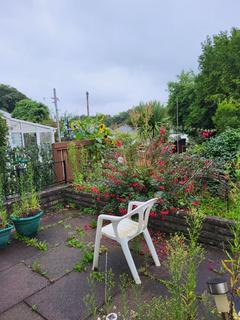 3 bedroom semi-detached house to rent, Park Drive, Neath SA10