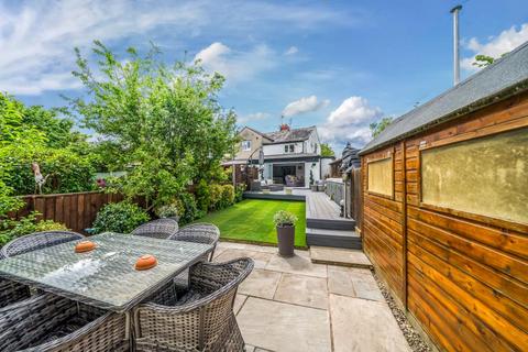 19 Lower Ferry Lane, Callow End, Worcester, WR2 4UN