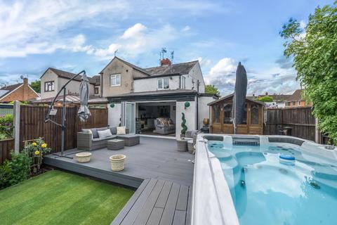 19 Lower Ferry Lane, Callow End, Worcester, WR2 4UN
