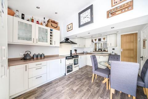 19 Lower Ferry Lane, Callow End, Worcester, WR2 4UN