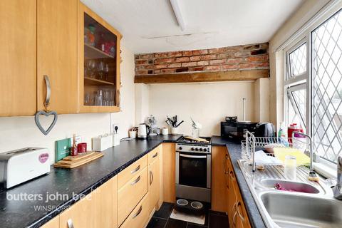 2 bedroom end of terrace house for sale, Station Road, Winsford