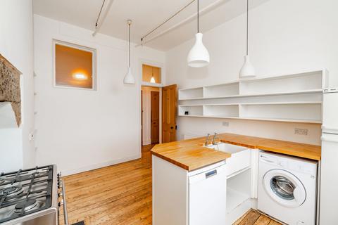 14/6 Eyre Crescent, Edinburgh, EH3 5ET