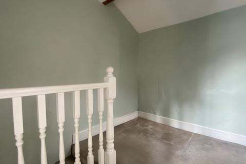 9 Binks Fold, Wyke, Bradford, BD12 9EX