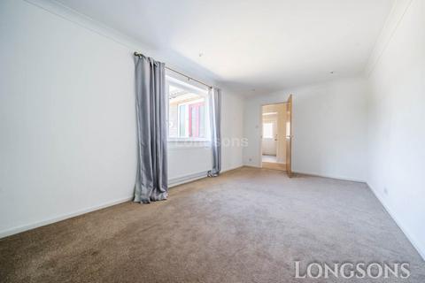 6 Ketts Hill, Necton, Swaffham, PE37 8HX