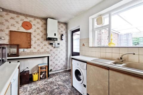 17 Dove Side, Hatton, Derby, DE65 5DZ