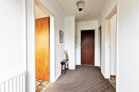 17 Dove Side, Hatton, Derby, DE65 5DZ