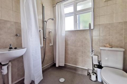 17 Dove Side, Hatton, Derby, DE65 5DZ