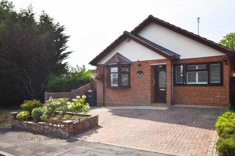 2 bedroom detached bungalow for sale, Windsor Close, Cheshunt EN7