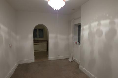 7 Albert Road, Saltash, PL12 4EA