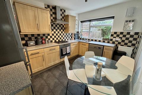 3 bedroom end of terrace house for sale, Wigston LE18