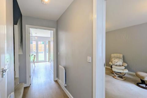 3 Attika Close, Newport Pagnell, MK16 9FN